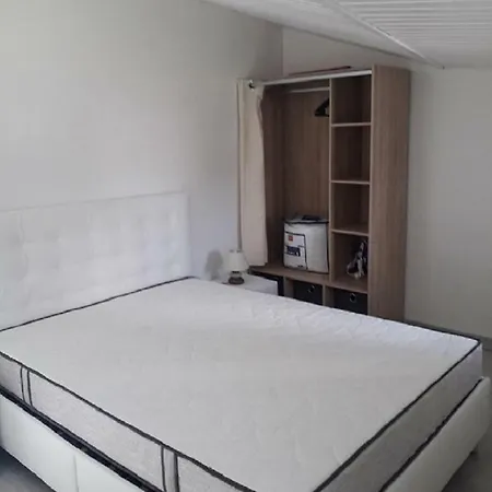 Les Thermes Lägenhet *